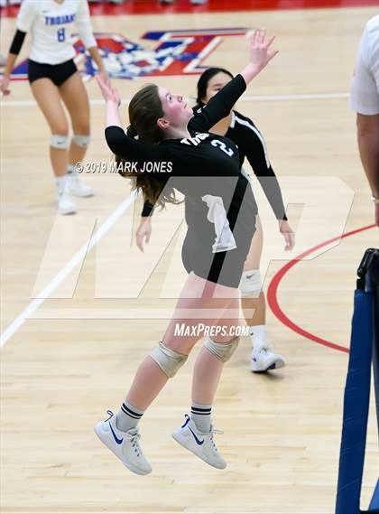 Thumbnail 3 in Northwest Christian vs. Valley Christian (AIA 3A Final)  photogallery.
