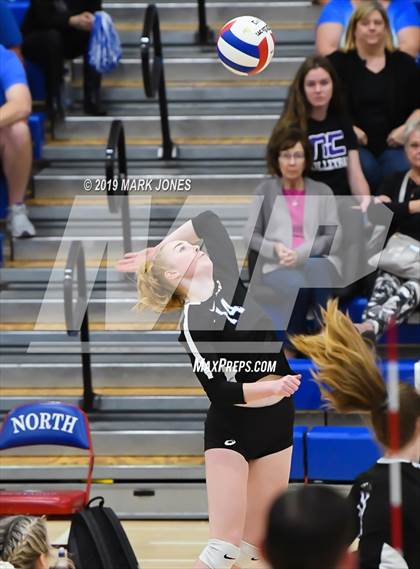 Thumbnail 1 in Northwest Christian vs. Valley Christian (AIA 3A Final)  photogallery.