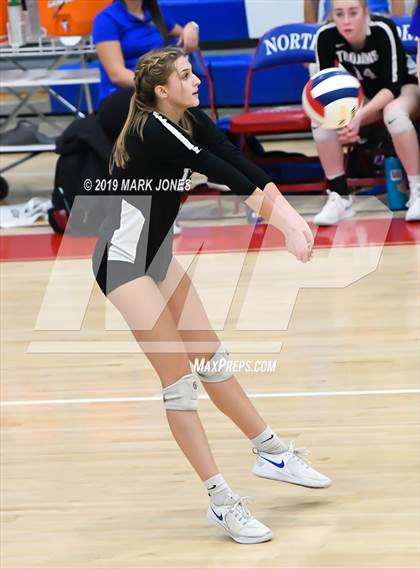 Thumbnail 2 in Northwest Christian vs. Valley Christian (AIA 3A Final)  photogallery.