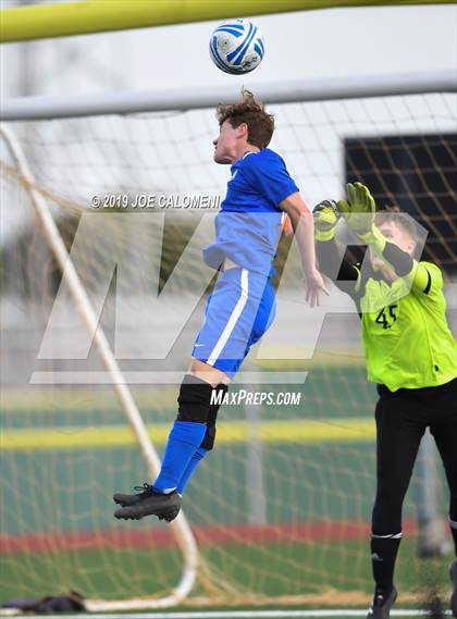 Thumbnail 3 in Johnson vs New Braunfels (UIL 6A Area Playoff) photogallery.