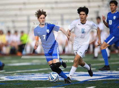 Thumbnail 2 in Johnson vs New Braunfels (UIL 6A Area Playoff) photogallery.