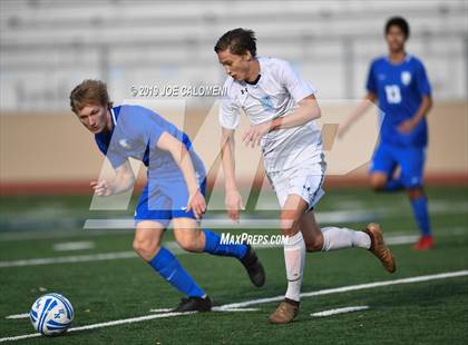 Thumbnail 2 in Johnson vs New Braunfels (UIL 6A Area Playoff) photogallery.