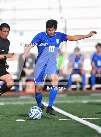 Thumbnail 1 in Johnson vs New Braunfels (UIL 6A Area Playoff) photogallery.
