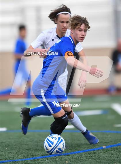Thumbnail 1 in Johnson vs New Braunfels (UIL 6A Area Playoff) photogallery.