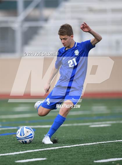 Thumbnail 1 in Johnson vs New Braunfels (UIL 6A Area Playoff) photogallery.