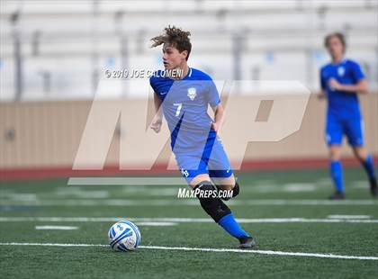 Thumbnail 2 in Johnson vs New Braunfels (UIL 6A Area Playoff) photogallery.