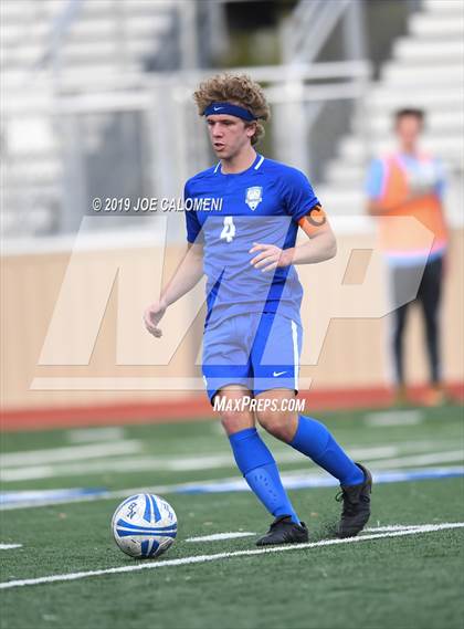 Thumbnail 1 in Johnson vs New Braunfels (UIL 6A Area Playoff) photogallery.