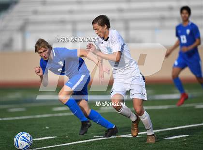 Thumbnail 3 in Johnson vs New Braunfels (UIL 6A Area Playoff) photogallery.