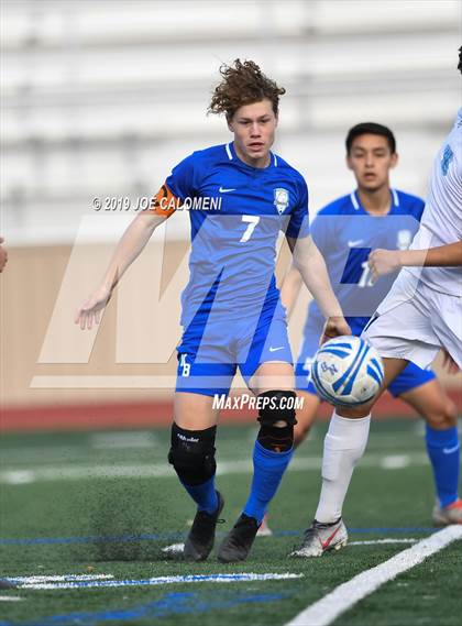 Thumbnail 2 in Johnson vs New Braunfels (UIL 6A Area Playoff) photogallery.