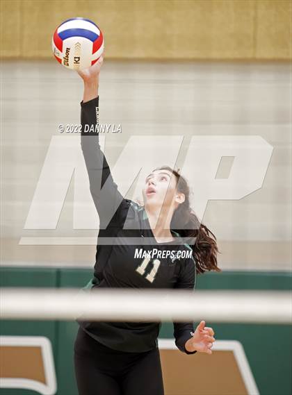 Thumbnail 1 in Oakton @ Langley photogallery.