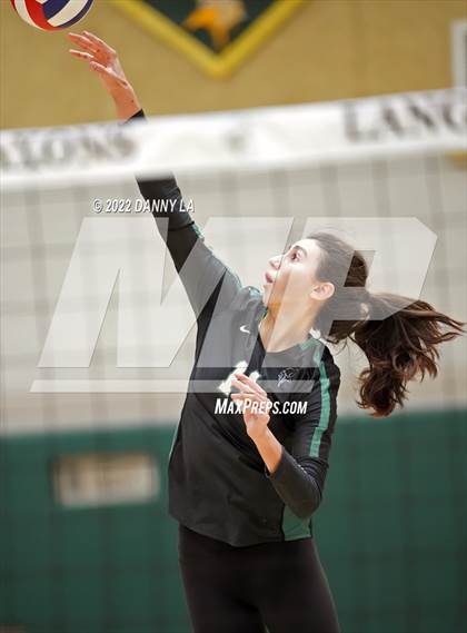 Thumbnail 3 in Oakton @ Langley photogallery.