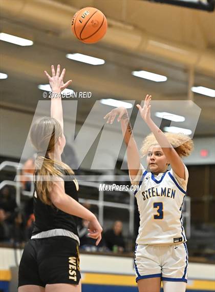 Thumbnail 3 in Joliet West @ Joliet Central photogallery.