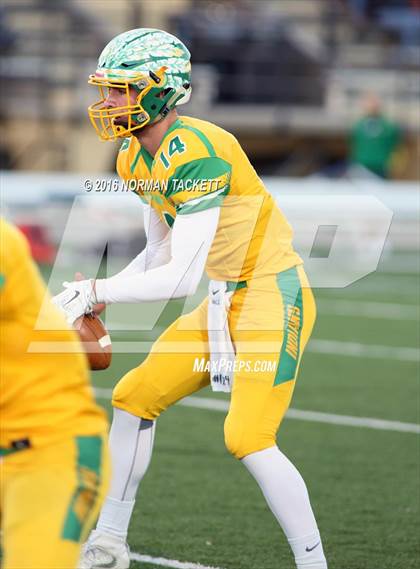 Thumbnail 1 in Osborne vs. St. Francis (KSHSAA 8M D1 Final) photogallery.