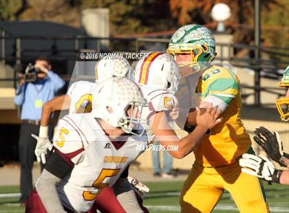 Thumbnail 3 in Osborne vs. St. Francis (KSHSAA 8M D1 Final) photogallery.