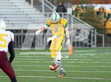 Thumbnail 1 in Osborne vs. St. Francis (KSHSAA 8M D1 Final) photogallery.