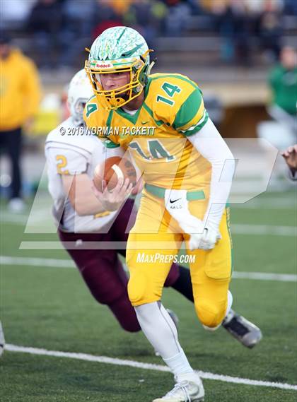 Thumbnail 1 in Osborne vs. St. Francis (KSHSAA 8M D1 Final) photogallery.