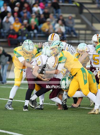 Thumbnail 2 in Osborne vs. St. Francis (KSHSAA 8M D1 Final) photogallery.