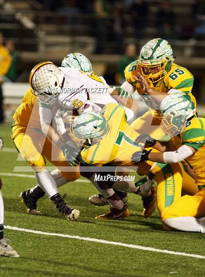 Thumbnail 2 in Osborne vs. St. Francis (KSHSAA 8M D1 Final) photogallery.