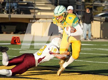 Thumbnail 2 in Osborne vs. St. Francis (KSHSAA 8M D1 Final) photogallery.