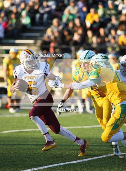 Thumbnail 3 in Osborne vs. St. Francis (KSHSAA 8M D1 Final) photogallery.