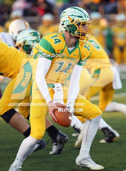 Thumbnail 2 in Osborne vs. St. Francis (KSHSAA 8M D1 Final) photogallery.