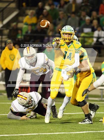 Thumbnail 1 in Osborne vs. St. Francis (KSHSAA 8M D1 Final) photogallery.