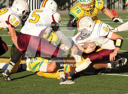 Thumbnail 3 in Osborne vs. St. Francis (KSHSAA 8M D1 Final) photogallery.