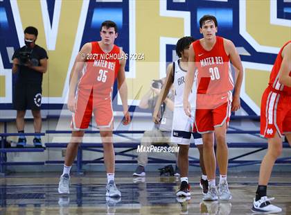Thumbnail 1 in Mater Dei vs. St. John Bosco photogallery.