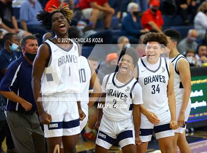 Thumbnail 1 in Mater Dei vs. St. John Bosco photogallery.