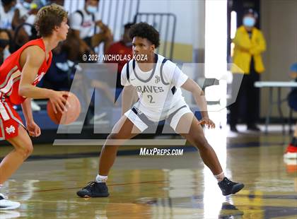 Thumbnail 3 in Mater Dei vs. St. John Bosco photogallery.