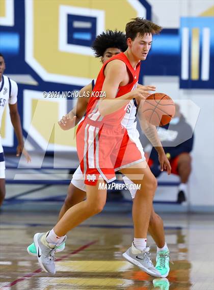 Thumbnail 1 in Mater Dei vs. St. John Bosco photogallery.