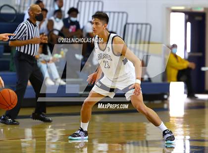 Thumbnail 2 in Mater Dei vs. St. John Bosco photogallery.