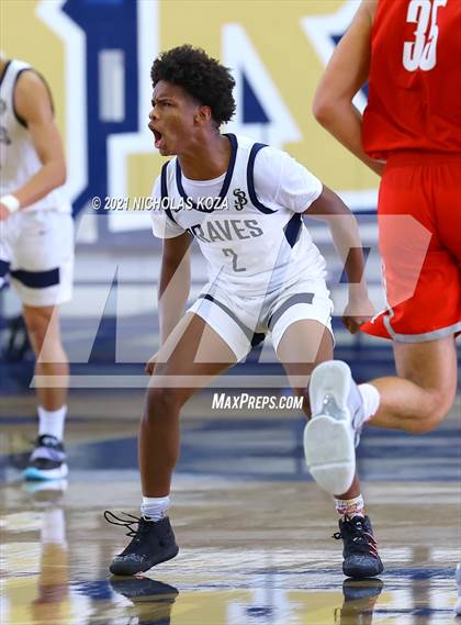 Thumbnail 2 in Mater Dei vs. St. John Bosco photogallery.