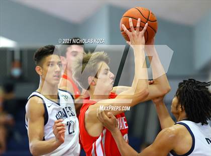 Thumbnail 3 in Mater Dei vs. St. John Bosco photogallery.