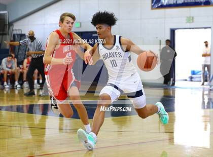 Thumbnail 3 in Mater Dei vs. St. John Bosco photogallery.