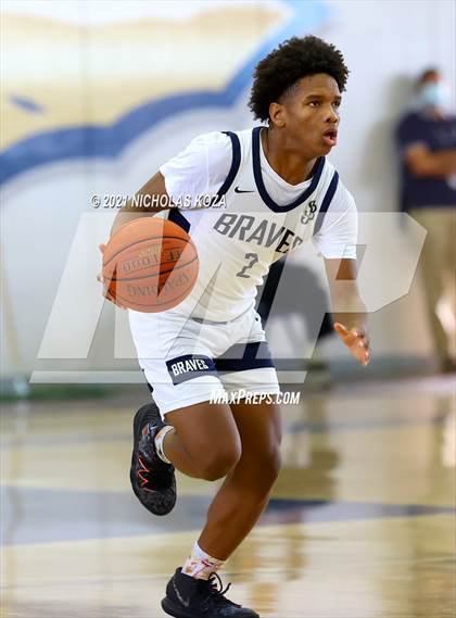 Thumbnail 2 in Mater Dei vs. St. John Bosco photogallery.