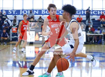 Thumbnail 1 in Mater Dei vs. St. John Bosco photogallery.