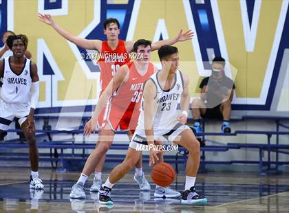 Thumbnail 1 in Mater Dei vs. St. John Bosco photogallery.