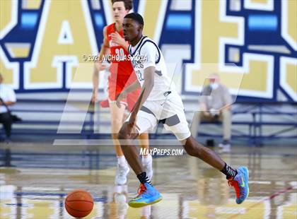 Thumbnail 2 in Mater Dei vs. St. John Bosco photogallery.