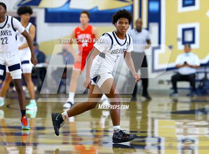 Thumbnail 3 in Mater Dei vs. St. John Bosco photogallery.