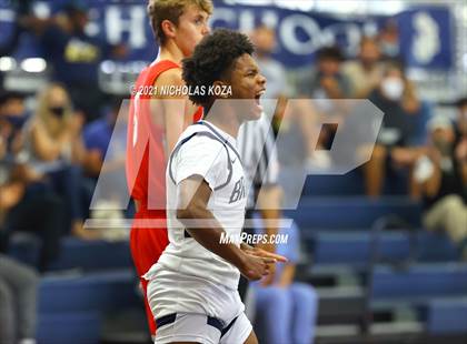 Thumbnail 1 in Mater Dei vs. St. John Bosco photogallery.