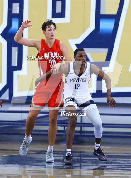 Thumbnail 3 in Mater Dei vs. St. John Bosco photogallery.