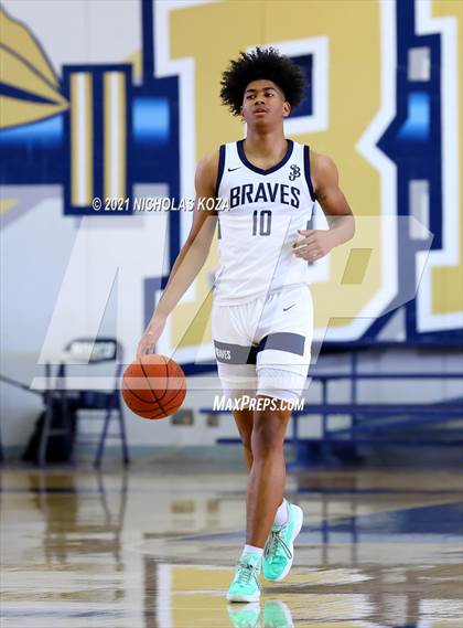Thumbnail 1 in Mater Dei vs. St. John Bosco photogallery.