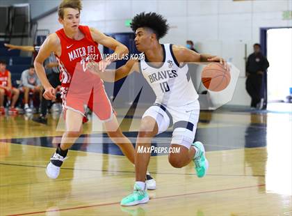 Thumbnail 1 in Mater Dei vs. St. John Bosco photogallery.