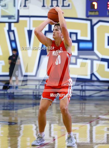 Thumbnail 2 in Mater Dei vs. St. John Bosco photogallery.