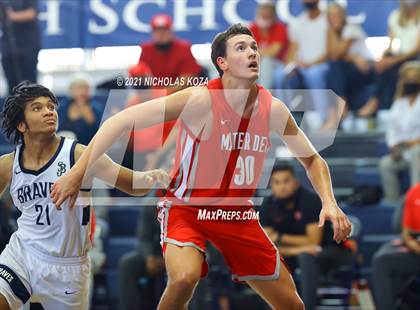 Thumbnail 1 in Mater Dei vs. St. John Bosco photogallery.