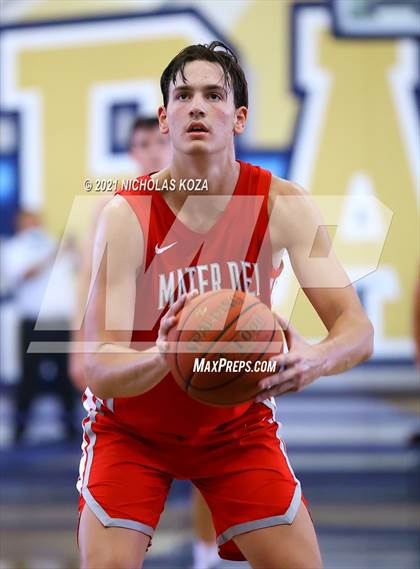 Thumbnail 1 in Mater Dei vs. St. John Bosco photogallery.