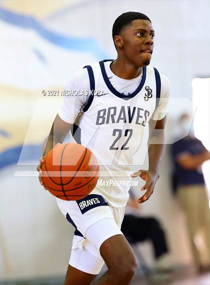 Thumbnail 3 in Mater Dei vs. St. John Bosco photogallery.
