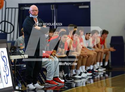 Thumbnail 2 in Mater Dei vs. St. John Bosco photogallery.