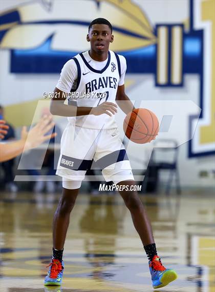 Thumbnail 2 in Mater Dei vs. St. John Bosco photogallery.